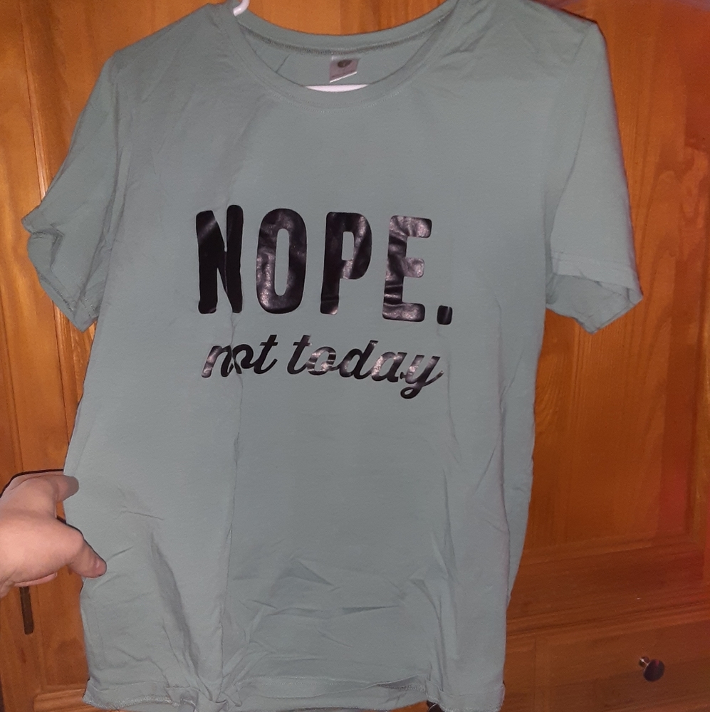 Amazon t shirt Size:M